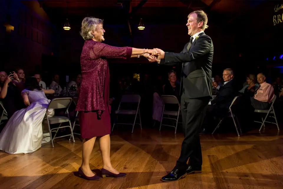 Christ the King Evergreen Wedding Pictures in Colorado.